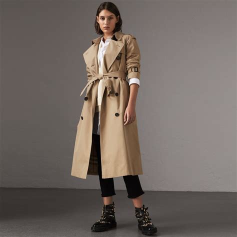 burberry trench with bowler hat|longest Burberry trench coat.